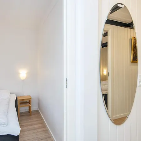 בית נופש Seaside Retreat With Swing - By Traum *